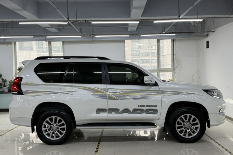 丰田 普拉多 2019款 3.5L 自动TX-L尊享版车身外观6007