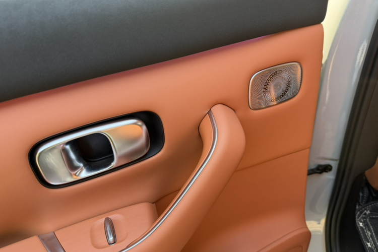 零跑汽车 零跑C10 2024款 530智享版中控内饰7008