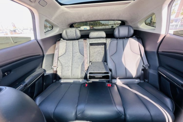 昊铂HT 2023款 670 后驱特高压NDA版中控内饰7005