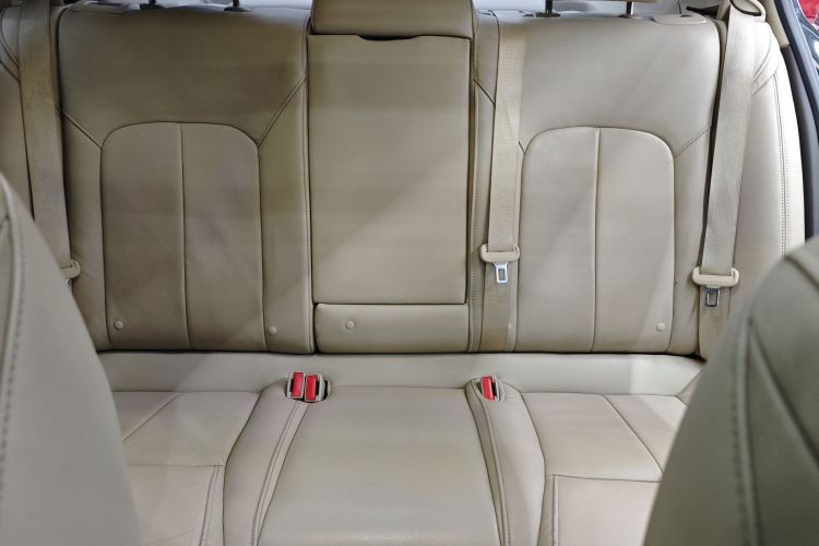 别克 君越 2013款 2.4L SIDI领先舒适型中控内饰7004