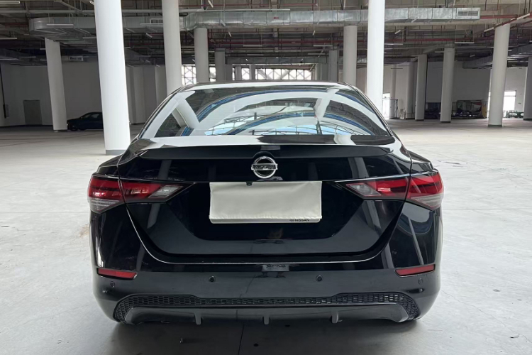 日产 轩逸 2022款 1.6L XL CVT悦享版车身外观6008