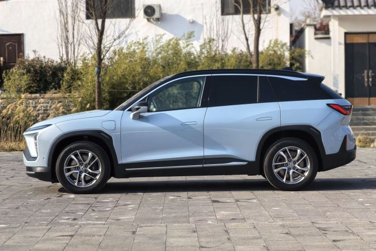 蔚来ES6 2020款 600KM 运动版车身外观6002