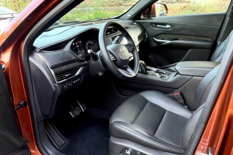 凯迪拉克XT4 2018款 28T 四驱铂金运动版中控内饰7003