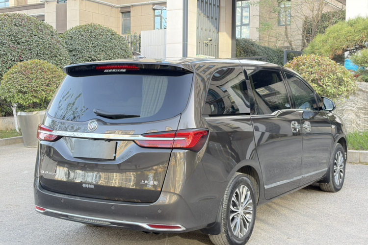 别克GL8 2021款 陆上公务舱 652T 豪华型车身外观6004