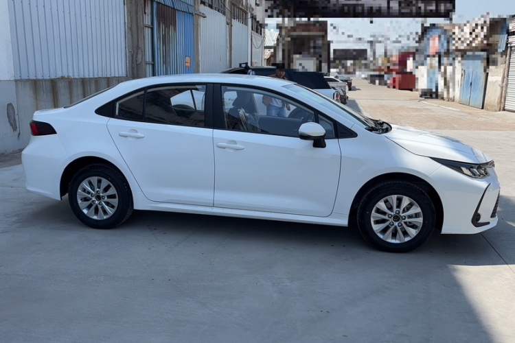 丰田 卡罗拉 2024款 1.2T 先锋版车身外观6003