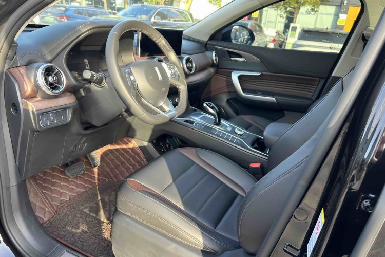 魏牌 VV5 2020款 1.5T 两驱智先锋中控内饰7003