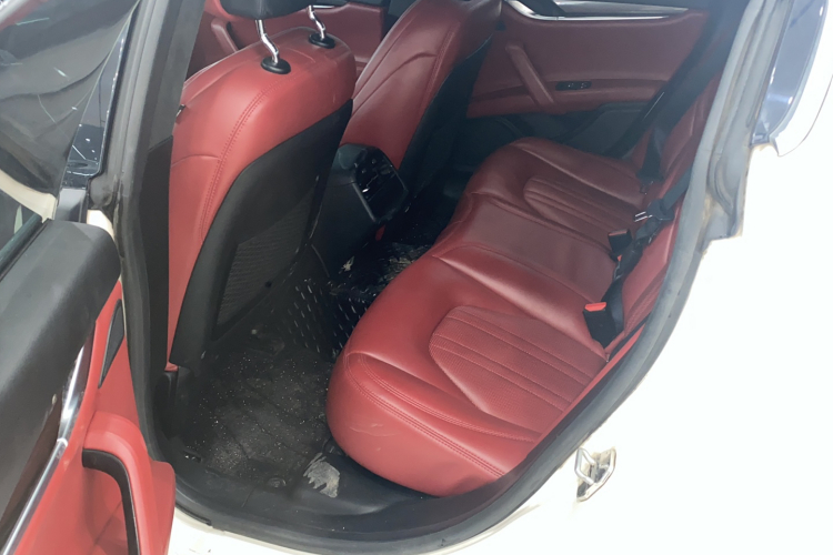 玛莎拉蒂 Ghibli 2014款 3.0T 标准版中控内饰7002