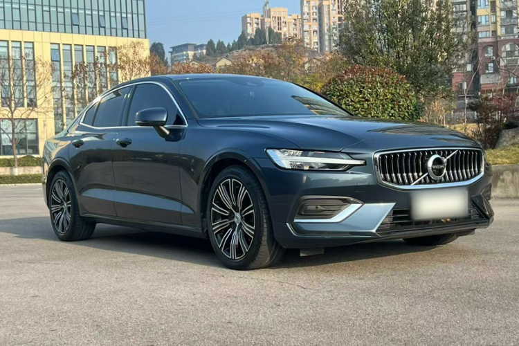 沃尔沃S60 2022款 B4 智远豪华版车身外观6001