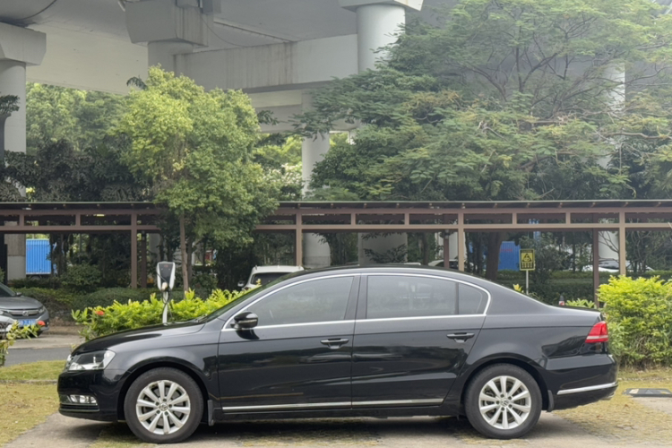 大众 迈腾 2015款 1.8TSI 领先型车身外观6011