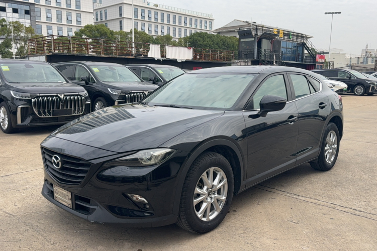 马自达CX-4 2016款 2.0L 自动两驱蓝天品位版车身外观1