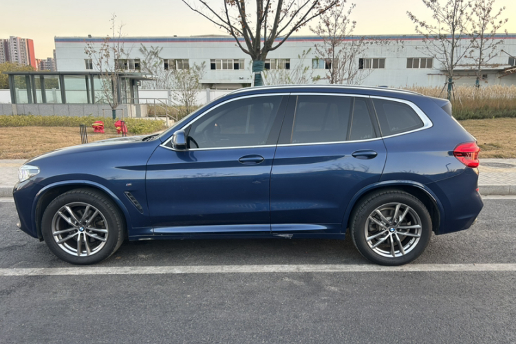 宝马X3 2021款 xDrive25i M运动套装车身外观6002