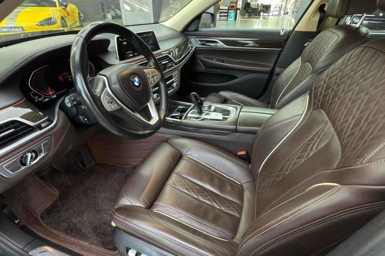 宝马7系 2021款 730Li 豪华套装中控内饰7006