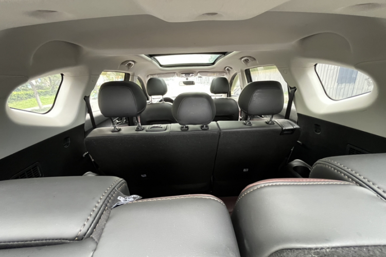 思皓X8 PLUS 2023款 1.5TGDI DCT智享版 7座中控内饰7003