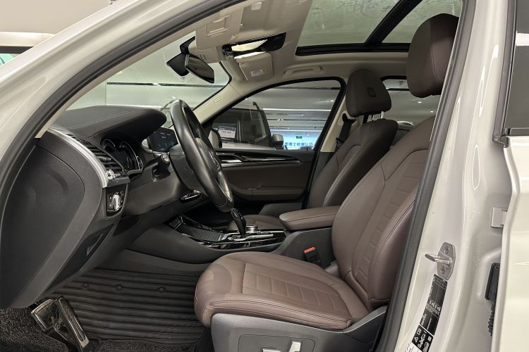 宝马X3 2018款 xDrive25i M运动套装 国V中控内饰7014