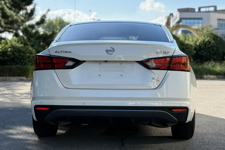 日产 天籁 2020款 改款 2.0T XL Upper AD1 智享领航版车身外观6004