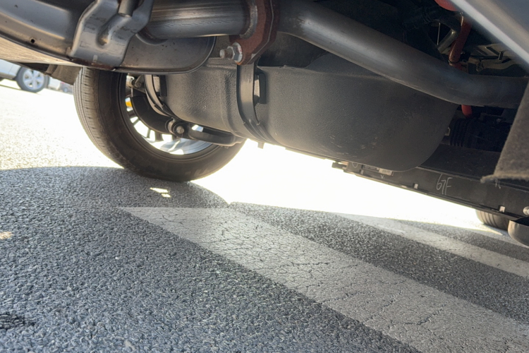 比亚迪 秦PLUS 2021款 DM-i 120KM 旗舰型局部细节9004