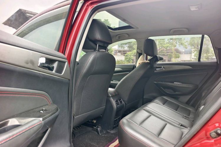 长安CS75 2017款 尚酷版 1.5T 手动锋享型中控内饰7002