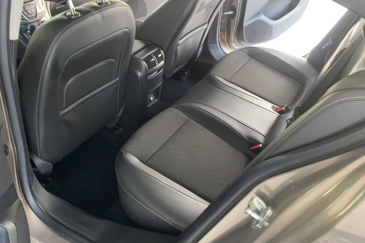 别克 君威 2015款 1.6T 领先技术型中控内饰7003