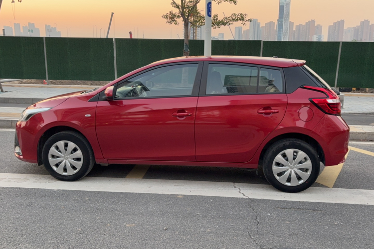 丰田 YARiS L 致炫 2020款 1.5L CVT领先版车身外观6008