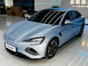 比亚迪 海豹 2022款 550km 标准续航后驱版尊贵型