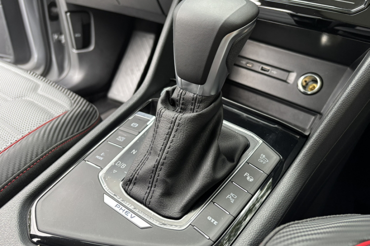 大众 途观L新能源 2023款 430PHEV 插电混动旗舰版中控内饰7003