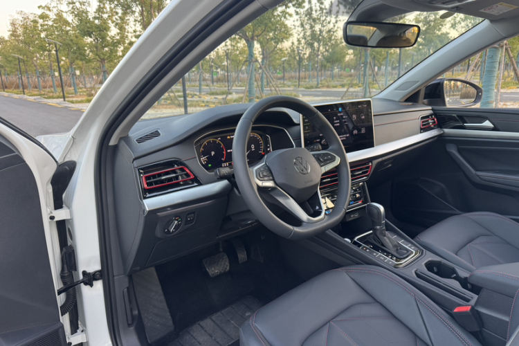 大众 朗逸 2024款 300TSI DSG星空领先版中控内饰7009