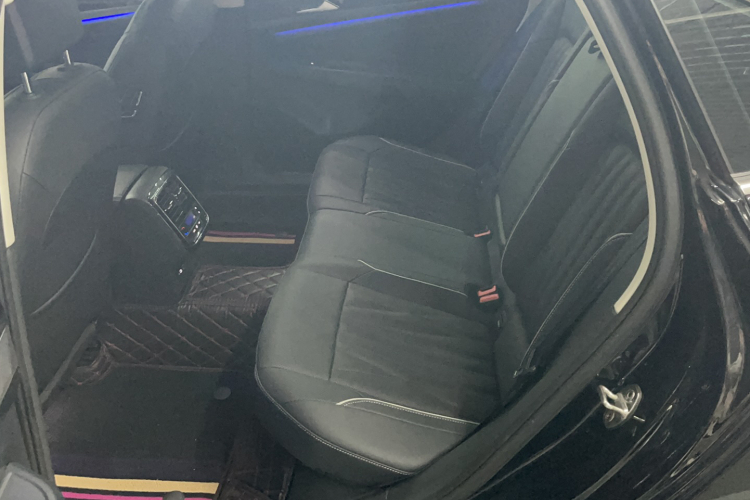 大众 帕萨特 2022款 330TSI 星空豪华版中控内饰7002