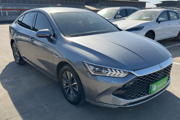 比亚迪 秦PLUS 2024款 荣耀版 DM-i 55KM领先型车身外观6002