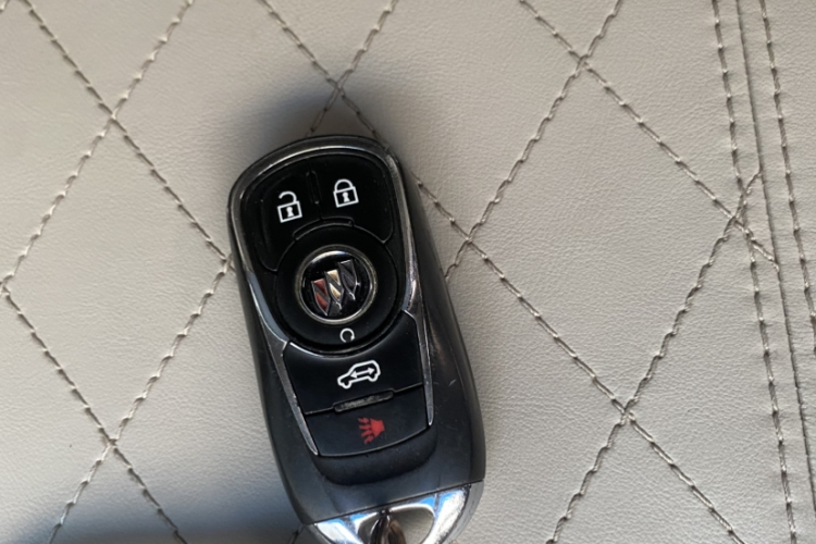 别克GL8 2021款 陆上公务舱 652T 豪华型中控内饰7001