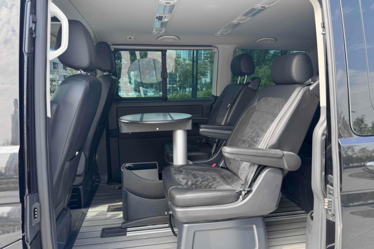 大众 迈特威 2019款 2.0TSI 四驱尊享版 7座中控内饰7002