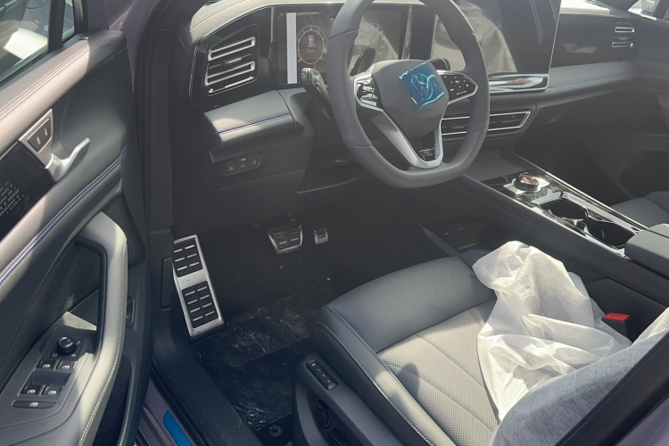 大众 途观L 2024款 PRO 330TSI 两驱R-Line智领版中控内饰7002