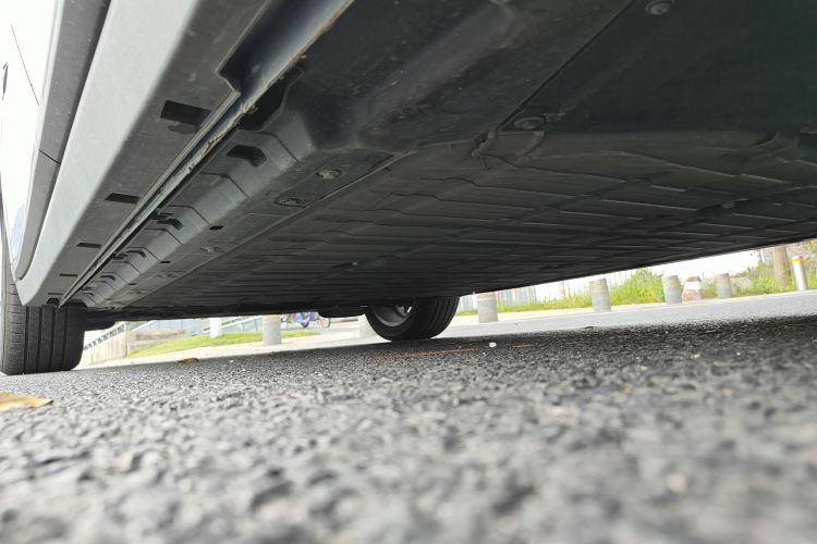 零跑汽车 零跑B10 2025款 510激光雷达版局部细节9010