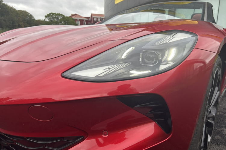 名爵 MG Cyberster 2024款 520km 传奇四驱版车身外观6012