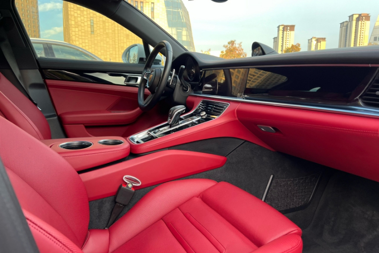 保时捷 2021款 Panamera 2.9T中控内饰7001