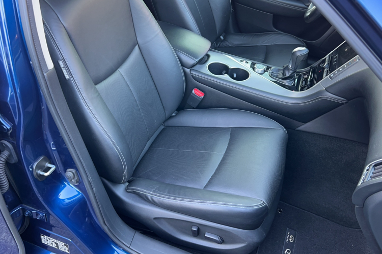 英菲尼迪Q50L 2016款 2.0T 悦享版局部细节41