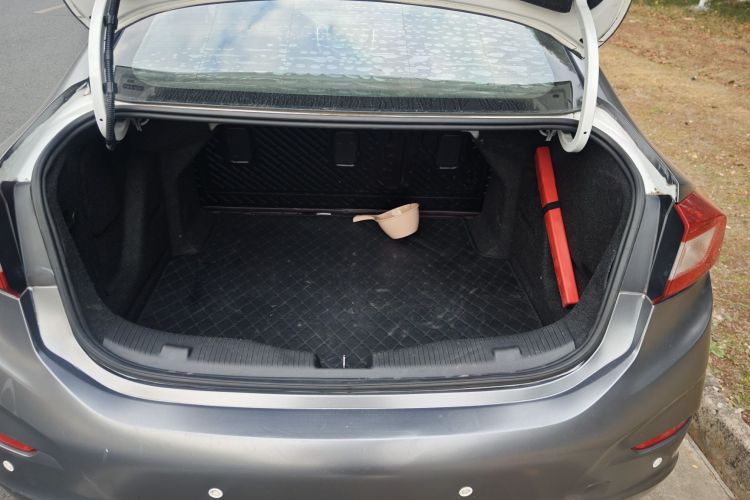 雪佛兰 科鲁兹 2017款 1.5L 自动先锋天窗版中控内饰7008