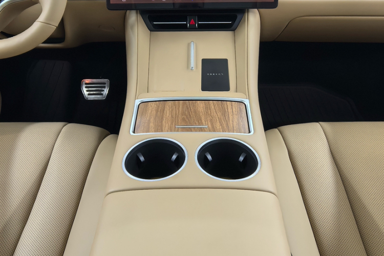 鸿蒙智行 智界R7 2024款 纯电 802km Max中控内饰15