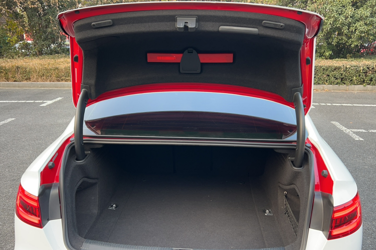 奥迪A4L 2017款 Plus 40 TFSI 进取型局部细节23