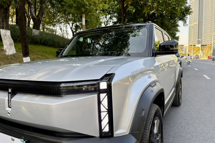 奇瑞iCAR 03 2024款 401km 两驱标准进阶版车身外观6008