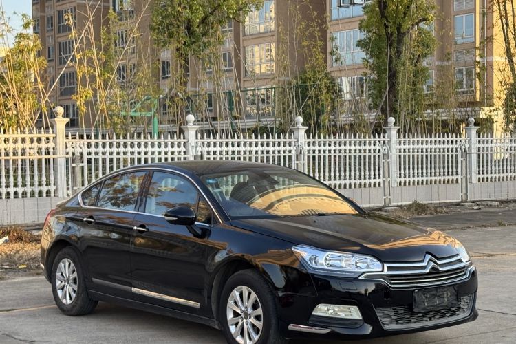 雪铁龙C5 2013款 2.0L 自动尊享型车身外观6002