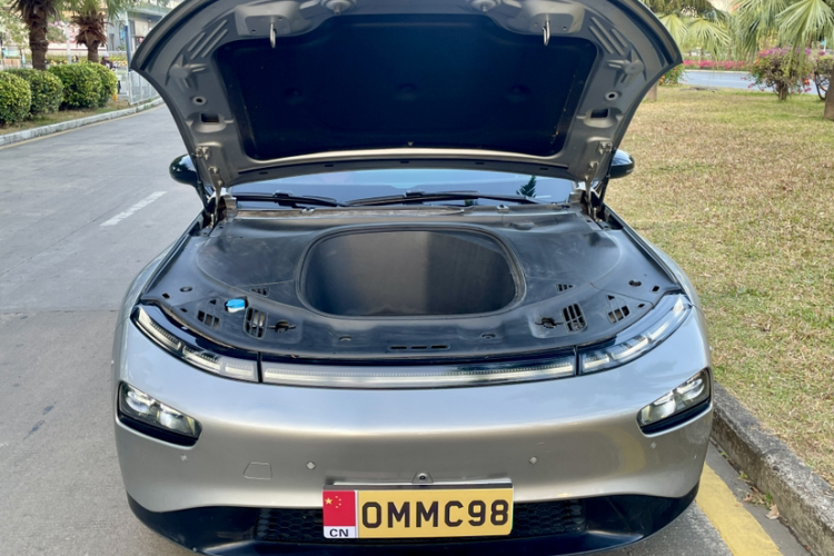 小鹏P7 2020款 670N局部细节24