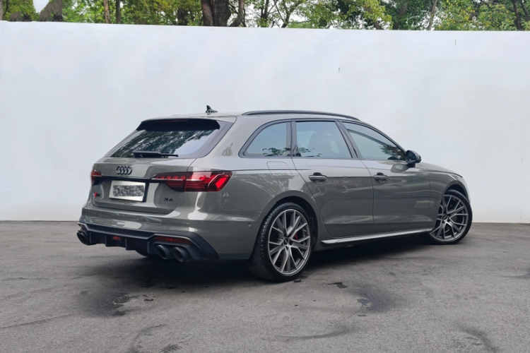 奥迪S4 2023款 S4 Avant 3.0TFSI车身外观6005