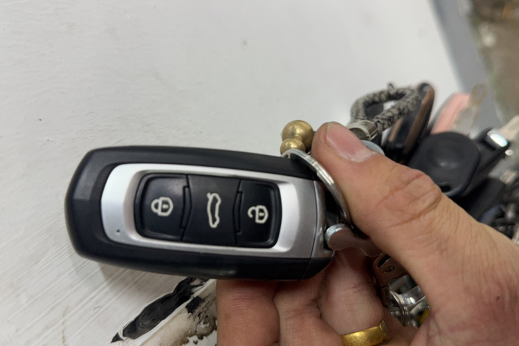 吉利汽车 帝豪 2018款 1.5L 手动向上互联版中控内饰7004