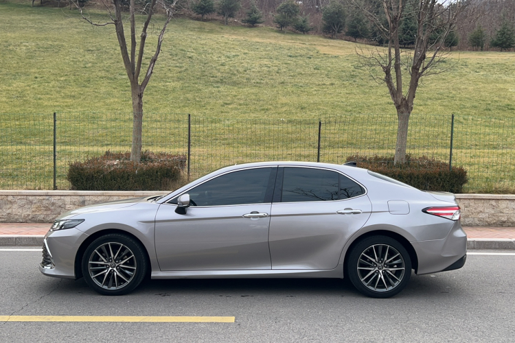 丰田 凯美瑞 2021款 2.5G 豪华版车身外观6006