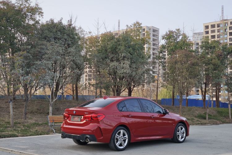 宝马1系 2020款 120i M运动套装车身外观6003