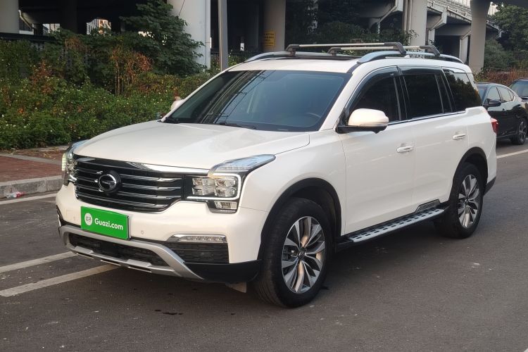 广汽传祺 传祺GS8 2017款 320T 四驱豪华智联版（七座）车身外观1