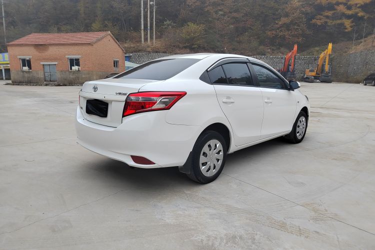 丰田 威驰 2014款 1.5L 自动智臻版车身外观6005