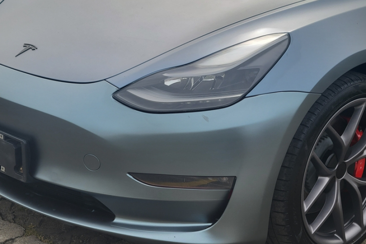 特斯拉 Model 3 2022款 Performance高性能全轮驱动版局部细节36