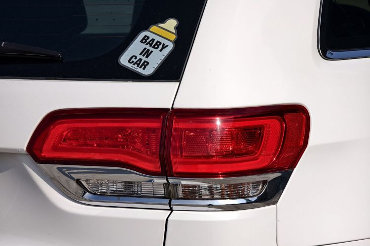 Jeep 大切诺基(进口) 2017款 3.0L 舒享导航版局部细节9003