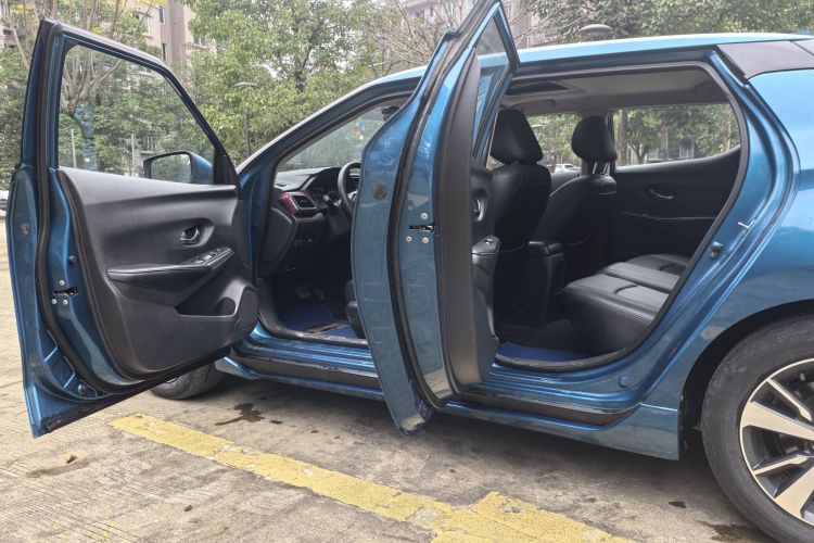 日产 蓝鸟 2019款 1.6L CVT炫酷版 国VI车身外观6010